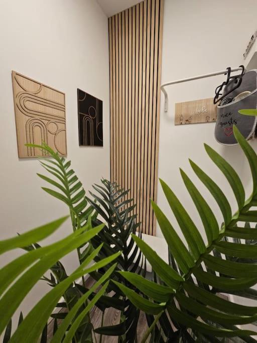 Affordable Suite In Vienna'S Hotpoint Exterior photo